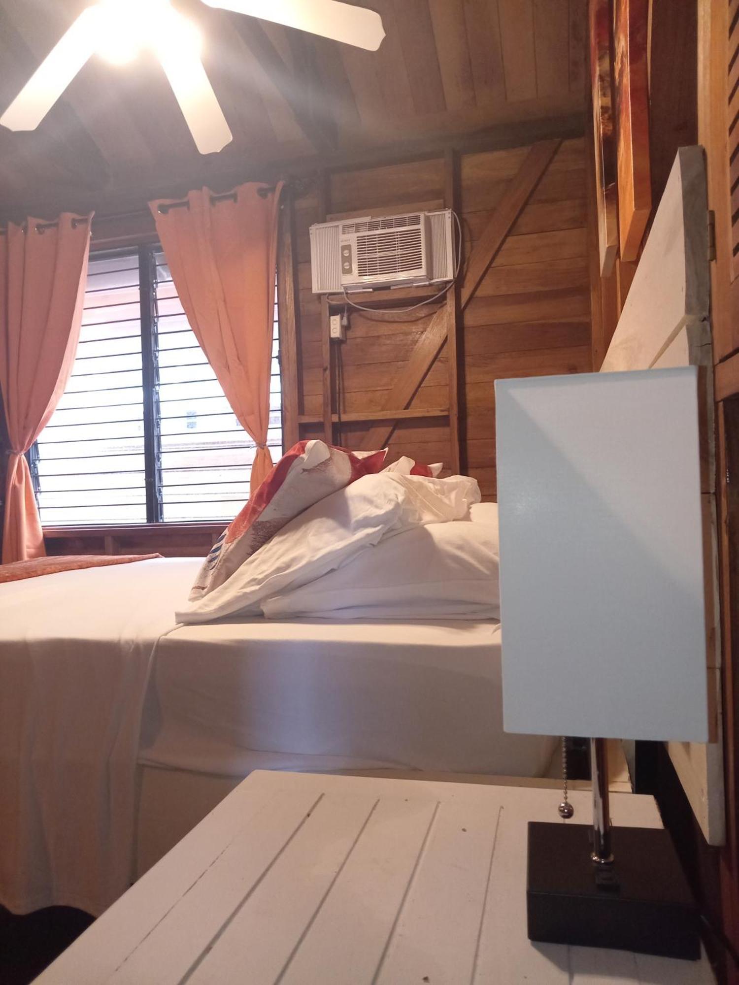 Villa Bahia Del Sol Bocas del Toro Eksteriør billede